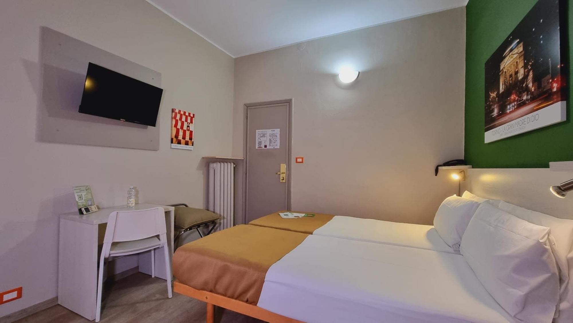 Green Class Hotel Astoria Turin Phòng bức ảnh